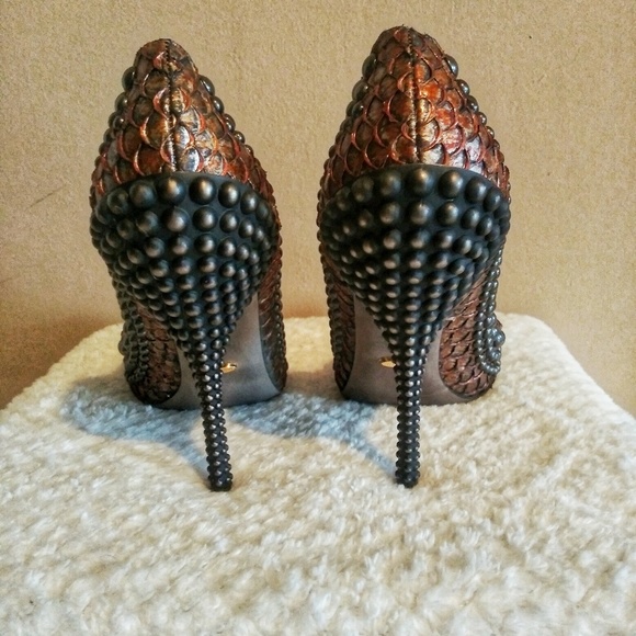 Authentic Sergio Rossi Genevieve Pumps 🔥 - Picture 2 of 8